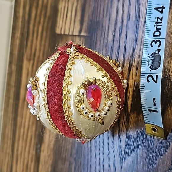 Vintage ball sequin beaded Christmas ornament - Picture 8 of 12